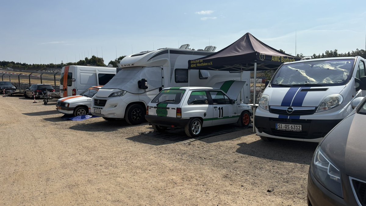08sam15's tweet photo. Eigentlich wirklich schade, dass die Jungs und Mädels vom Autoslalom so wenig Aufmerksamkeit bekommen. Nur ne Handvoll Zuschauer da gewesen und quasi gar keine Werbung dafür.

Damals bei uns beim Bergslalom hieß es schon, dass die von der Zuschaueranzahl total überwältigt waren🥺 https://t.co/lsVLM6ls5O