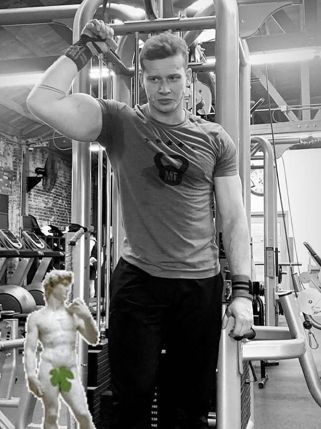 dickdrunkdiaz's tweet photo. boy why your arms so Large https://t.co/Hs6qzqPcp8