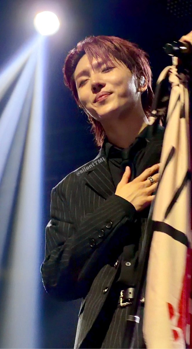 silentTMI's tweet photo. Trago mais fotonas que eu tirei do show do kino 🙏🙏🙏

Sinto dizer mais iphone 17 pro é tudo isso mesmo
#kino #키노 #freekino #freekinotour #FreeKinoInSaoPaulo #FreeKinoInBrazil https://t.co/UZdV9MnAcF