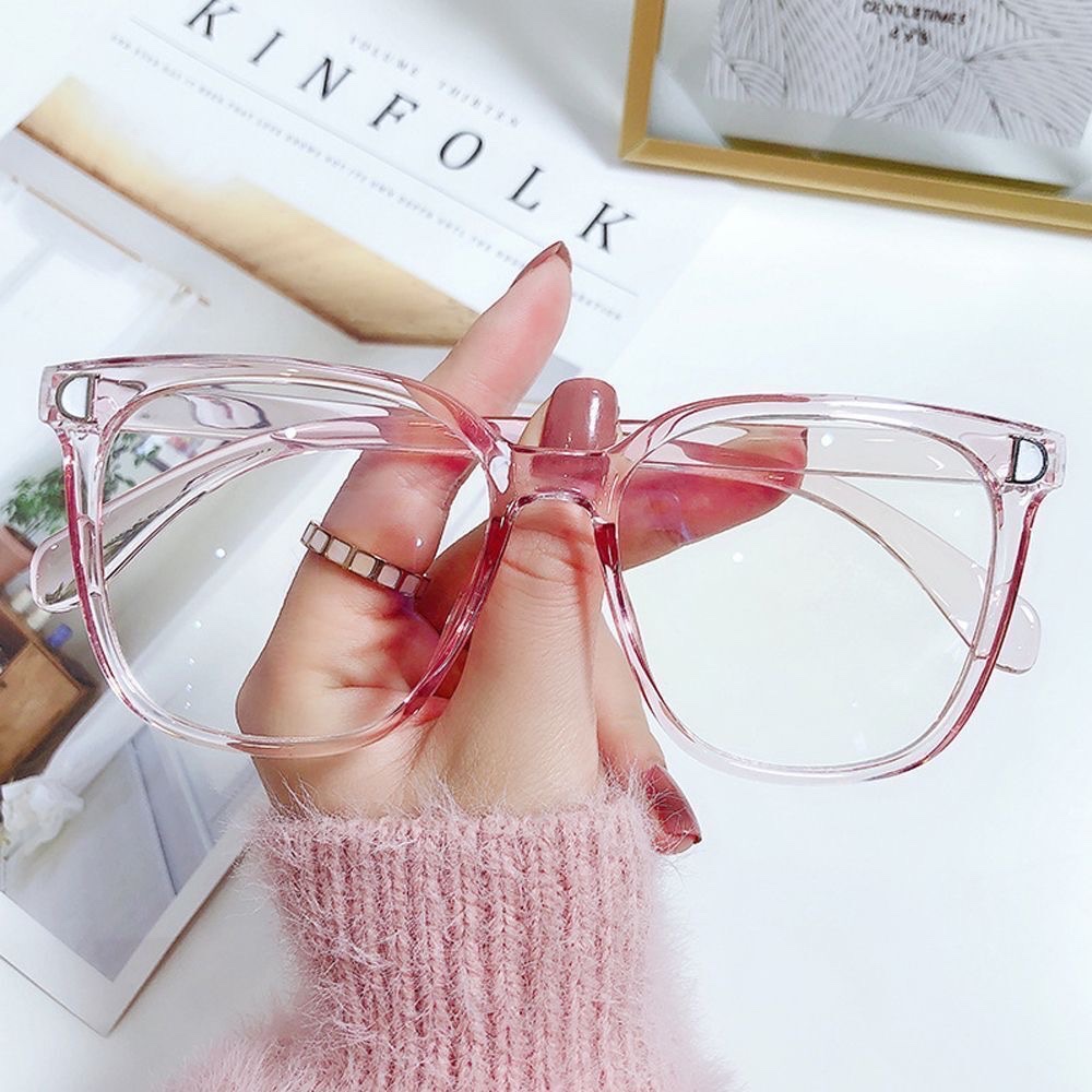 insperarise's tweet photo. transparent pink glasses 👓 https://t.co/tUtFVJeOzW