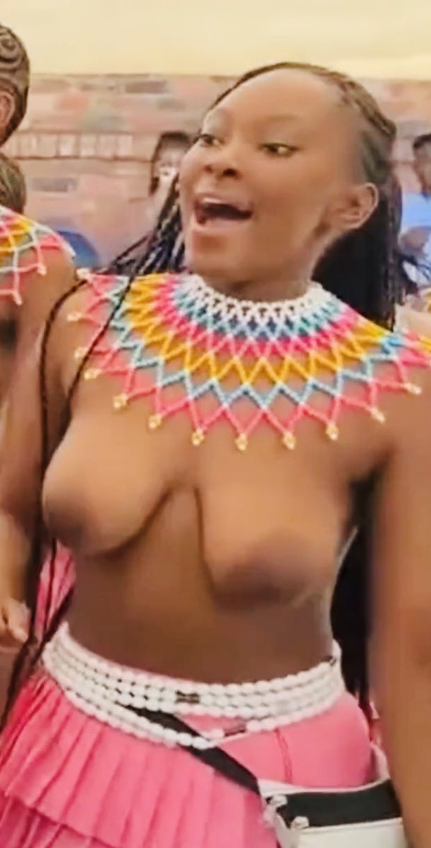 DEMOCRACY20266's tweet photo. #slut #public #flash #whore #cunt #grope #pussy #street #whore  #beach #trash #curl #ass #asshole #twat #devil #hussy #tramp #anal #fuck #blowjob 
BARE ASS SLUT EXPOSES PUSSY &amp; BARE ASSHOLE. GROPED IN PUBLIC!! WHORE OF THE DAY👿💦 https://t.co/fAWz22I2Ca