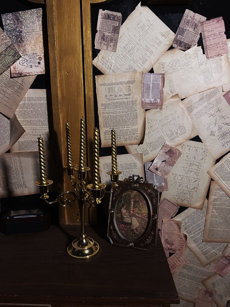 kii8686's tweet photo. Just unlocked a mind-bending new escape room: The Alchemist’s Vault! 60 minutes to crack riddles, find hidden clues u0026 beat the clock—my palms are already sweaty! Who’s joining my next attempt https://t.co/wgIsObovEg