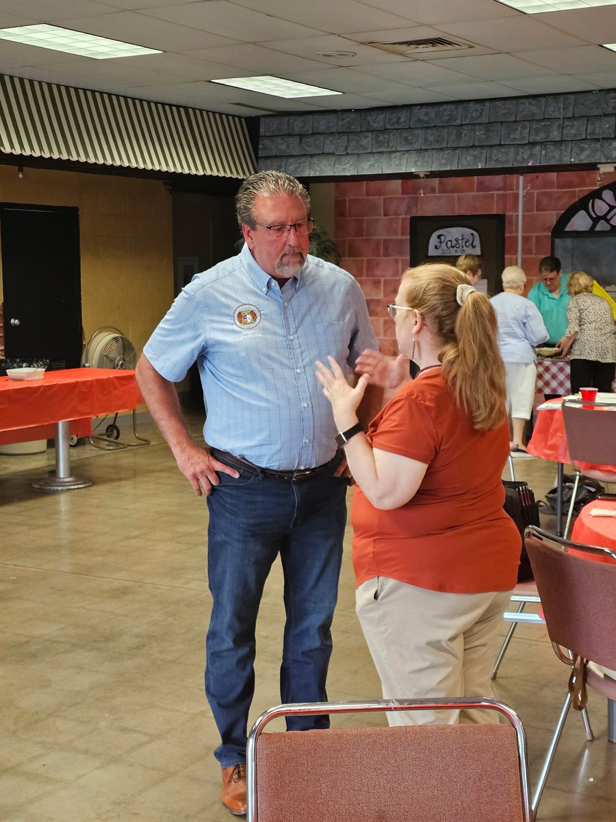 JoeNicola's tweet photo. It was great to give a legislative update and explain the amendments that will be on the November ballot with the women of Christ United Methodist Church in Independence. https://t.co/uVyIlMNur3