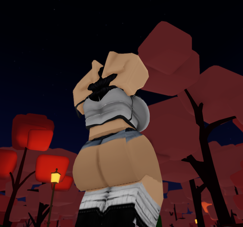 RichBrattyMeat's tweet photo. A-are you sure this is roblox, darling? Why does my avatar look so much different than everyone elses...

Is this seriously what you play all day? https://t.co/yhrdjxjTMB