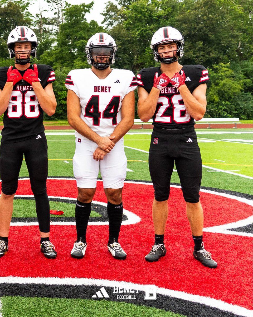 BenetRedwingFB's tweet photo. 𝐓𝐡𝐞𝐲 𝐡𝐚𝐯𝐞 𝐚𝐫𝐫𝐢𝐯𝐞𝐝.

New threads for a new era of Benet Football.

BA x @adidasFballUS 

#OTOS #ALLIN https://t.co/NmILrxKINj