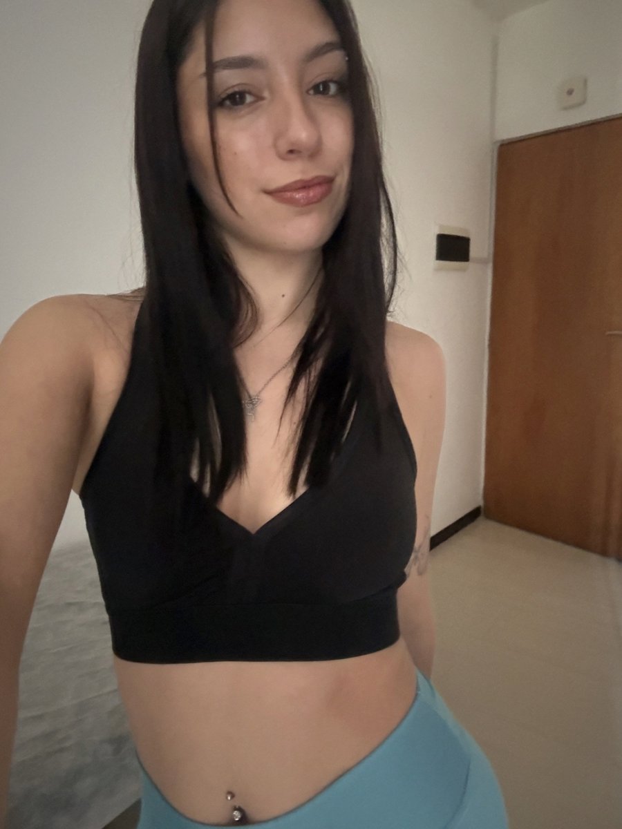peachyauraa58's tweet photo. nothing but good vibes today ✨✨ https://t.co/jDdGbgGQZB