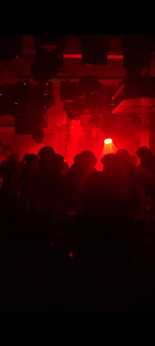 9001x1's tweet photo. right now i m party without you https://t.co/LkfZC5H9ER