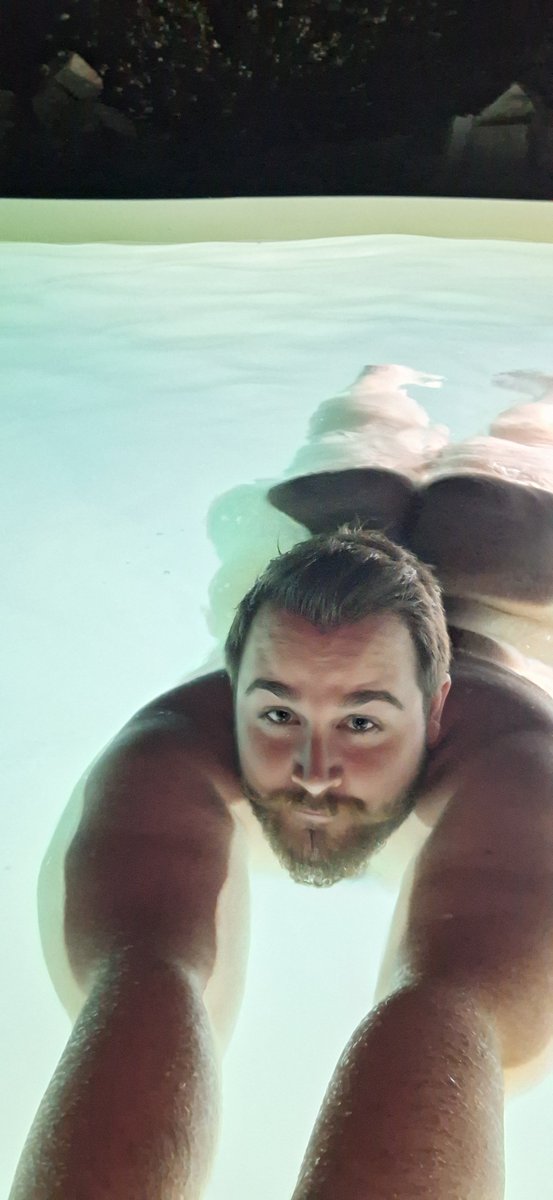 BibichChub's tweet photo. Last picture from the pool 🫡 https://t.co/PxS7GoGI0V