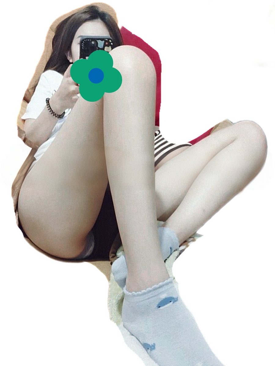 kkvyaa's tweet photo. 好想露脸 https://t.co/npXMG67thN