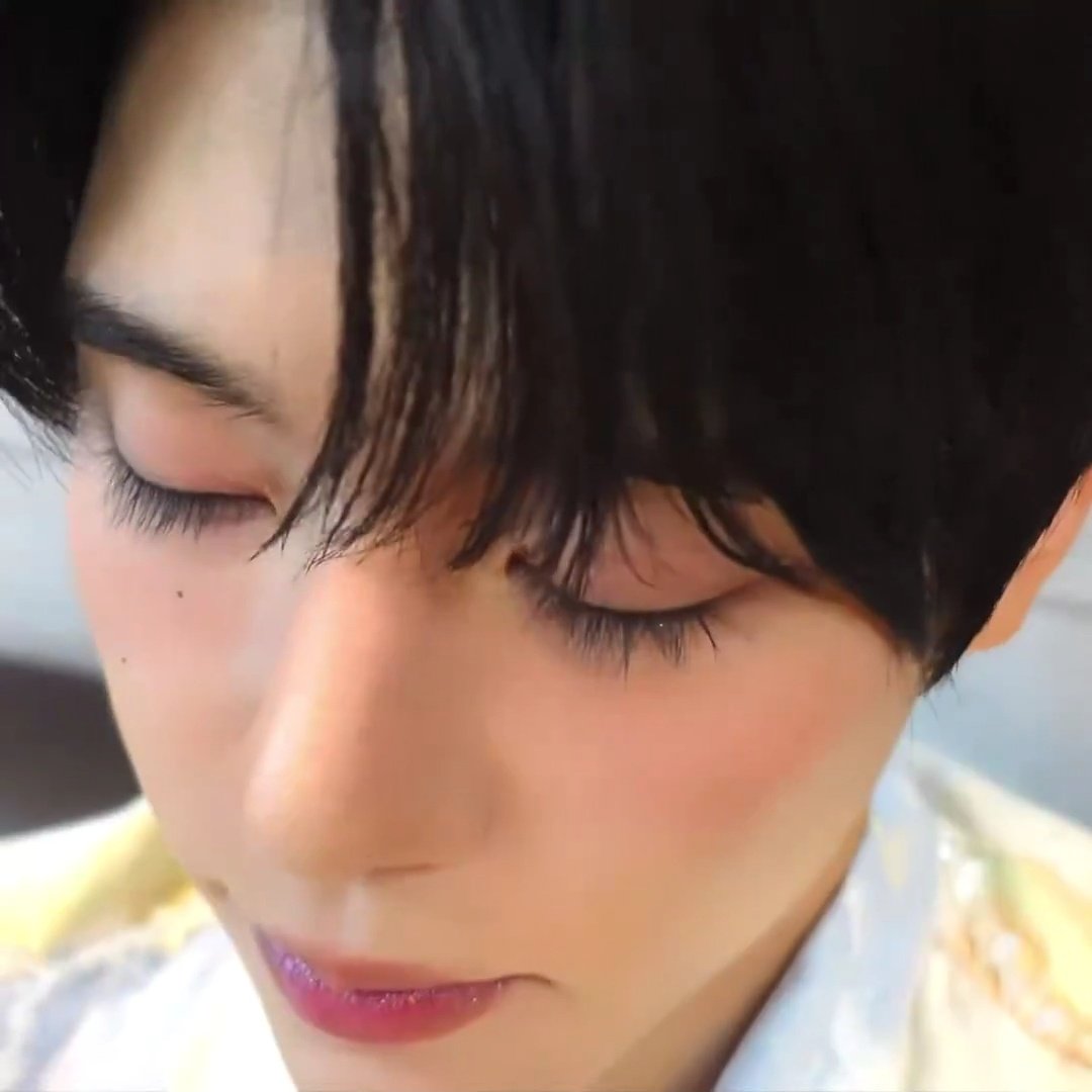 sionlovebot's tweet photo. sion's pretty doll lashes (ᴗ͈ˬᴗ͈)♡ https://t.co/Dmt6XdLCTs
