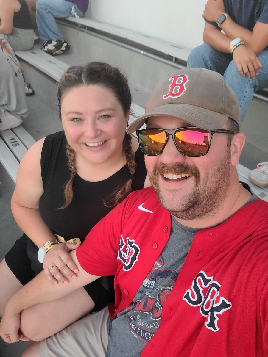 Mitch_Davis931's tweet photo. We weren't able to see a show at Fenway so we flew to LA to see Noah Kahan. She said YES while we were here!!!!!
#thegreatdividetour https://t.co/3cOg2P2bN1