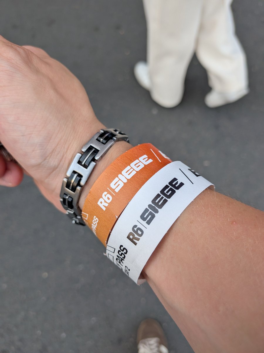 ImKriips's tweet photo. The EWC is drawing to a close. R6 is, and always will be, the best gaming community. The passion, the excitement, the connections… It’s been brilliant. Thanks to everyone, if you’re reading this 🫶🏼 https://t.co/eFXD15P5rD