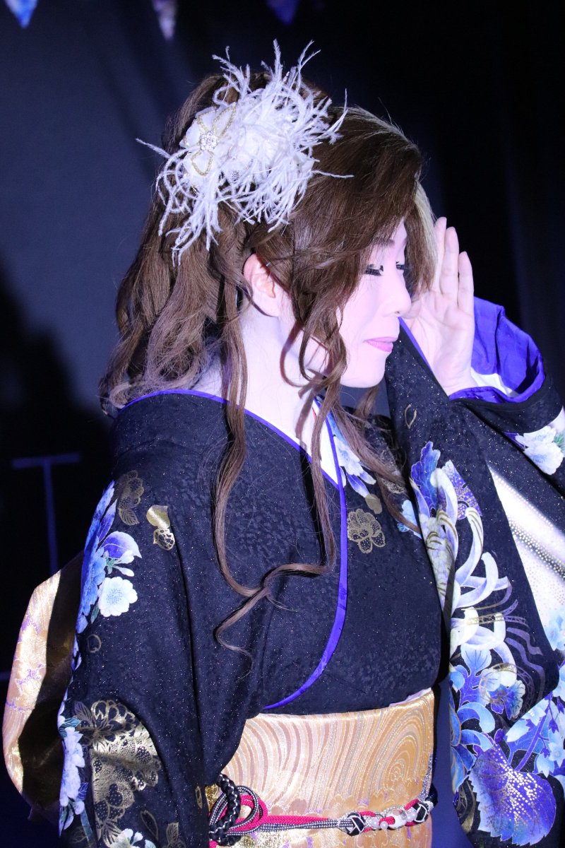 FujimaK3's tweet photo. #藤間劇団
#熊本県
#花ひらやま劇場
#8月公演中

8月12日(水)舞踊ショー！
#藤間あおい https://t.co/9je8WzDmp2