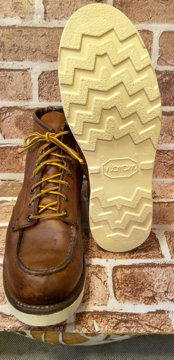 shoes_been's tweet photo. こんにちは👋😃
シューズショップビーンです。

レッド・ウィング修理ビブラム#4014にソール交換させていただきました。

いつもありがとうございます❗ https://t.co/FYAOMgZhtX