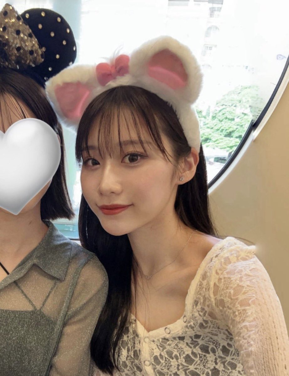 kollry_ryly's tweet photo. 輪郭整えたらマジで別人級に垢抜けれる
顔の余白無くすとパーツが一気に整って見えるし、目も大きく見えるから見た目の変化すごい
とりあえず垢抜けたいで輪郭整えるはガチであり https://t.co/aNACrqMxga