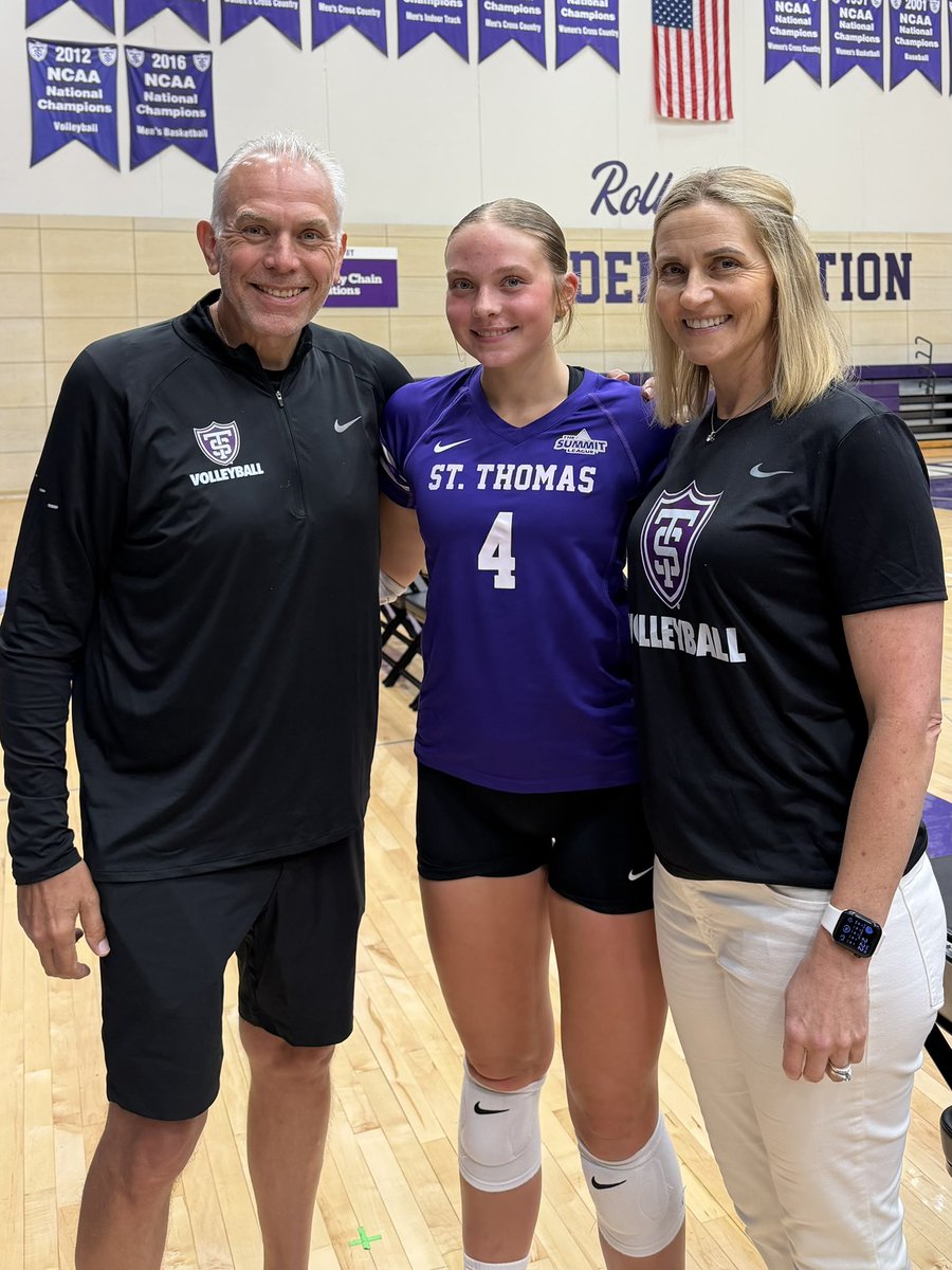 GrindersWinDT's tweet photo. Personal Note: Fun to see my favorite setter and Tommie VB scrimmage today! #SettersRock #RollTomsVB https://t.co/xUQxNeK17M