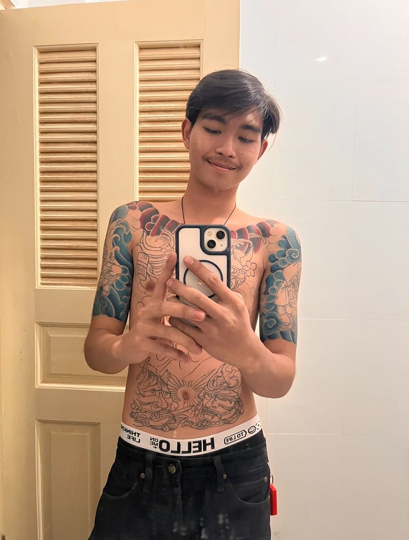 Bossllo4545's tweet photo. เพื่อนผมชายแท้อยากลองโดนเสียบ ใครชอบใครอยากดูDmเลยค้าบบ เสียวสุดๆ🫣 https://t.co/3hyIzKZdh6