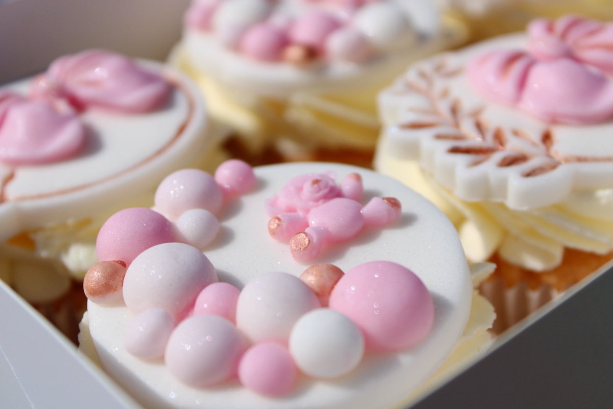 tarnyashomemade's tweet photo. Baby shower Cuppies 🥰

Find us on https://t.co/YI2GSezkLD for delicious freshly baked delights and fantastic sweetie mixes 🤤😍 use discount code NEWSITE10 for a cheeky 10% discount 👀🤫

We are also on Etsy and Tiktok Shop under Scoops by Tarnya! 🙏

#smallbusiness #homebaker #cake #food #love #brownie #chocolate #blondie #foodie #dessert #munch #postal #gift #birthday #cakes #sweet #candyshop