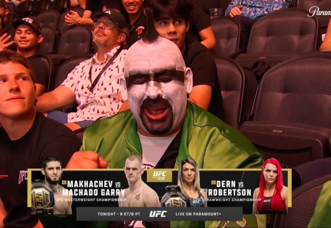SpinninBackfist's tweet photo. You never know what you’ll see on the fan cam 

#UFC330 https://t.co/W5ZfPoP9hX