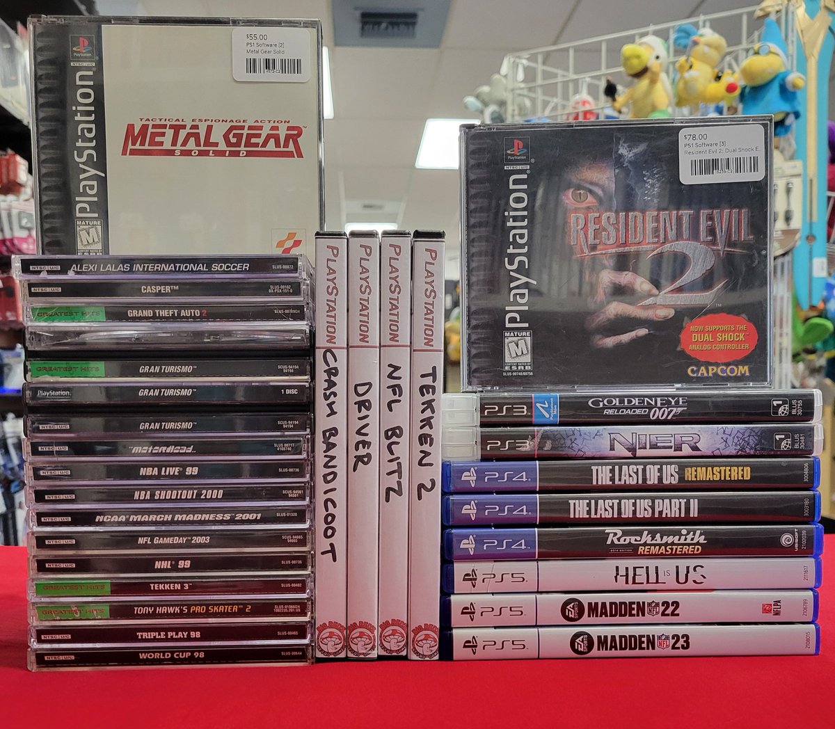 BigRedsRetroGmz's tweet photo. Metal Evil? Resident Gear? 

Either way, it's Solid.

#Playstation #PS1 #PS3 #PS4 #PS5  #MetalGear #ResidentEvil #GranTurismo #TonyHawk #PhysicalMedia #RetroGaming #RetroGames https://t.co/NRfes2Auyb