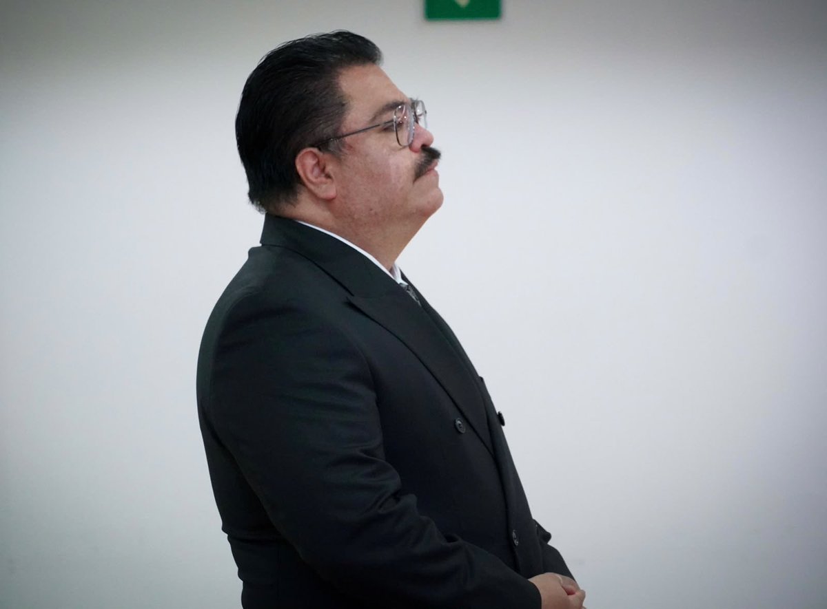 inap_mx's tweet photo. 🎓Felicitamos a Leonardo Jorge Torres Góngora por la presentación de su examen para la obtención de grado de doctor en Administración
Pública.

En el INAP reconocemos su esfuerzo, compromiso y dedicación académica. 

¡Muchas felicidades por este importante logro!✨

 #DoctoradoINAP
#AdministraciónPública