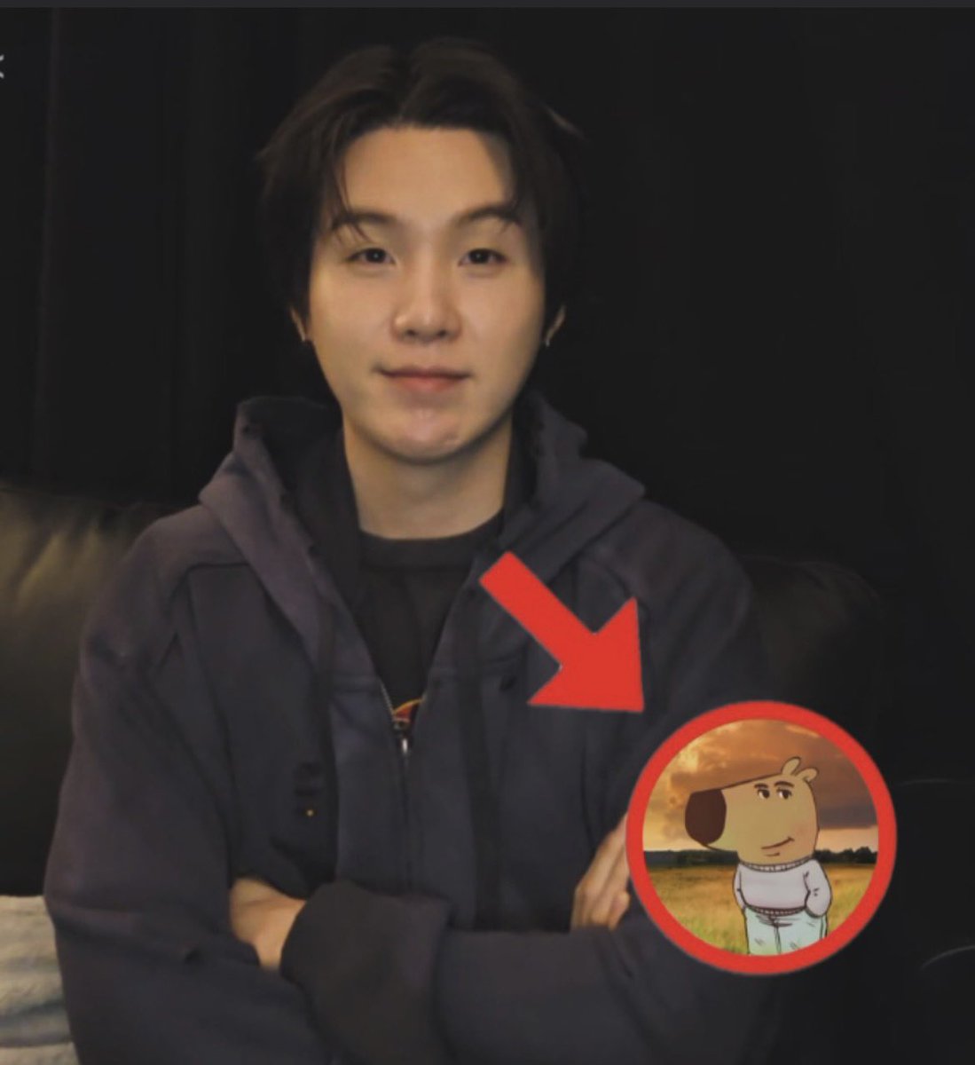 lmaojeon7's tweet photo. lowkey a chill guy https://t.co/xNnL8f3V7X
