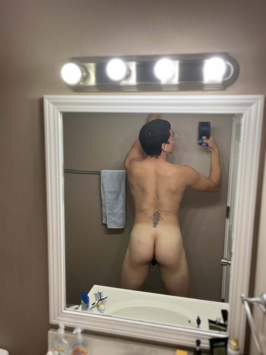UndressedGuy's tweet photo. 🥵🥵🥵
https://t.co/Q3cIbAfIUM https://t.co/5byKrcDPFC