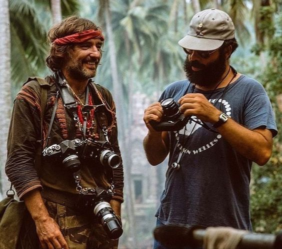 WilheminaMurray's tweet photo. Basada en la novela "Heart of Darkness", el rodaje estuvo repleto de complicaciónes, en la desesperación Coppola llegó a perder 45 kilos.
Cuando la presentó en el Festival de Cannes dijo: 
"Esta no es una película sobre la guerra de Vietnam, esto es Vietnam".
#ApocalipsisNow
47🎬 https://t.co/pOeiV0LYg7