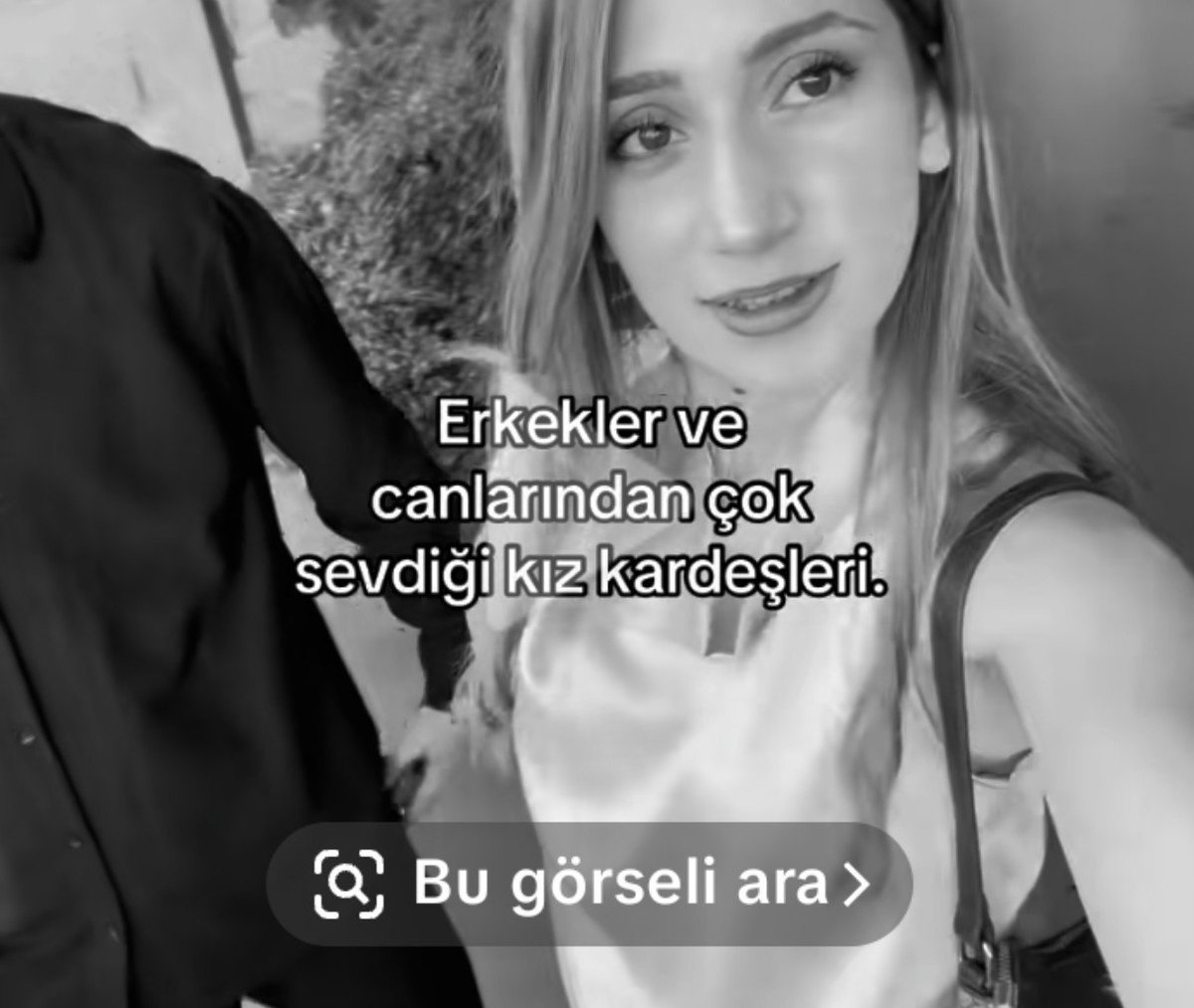 tscaayse's tweet photo. Gece gece buna ağlicam 😭 https://t.co/zTI30fxPGH