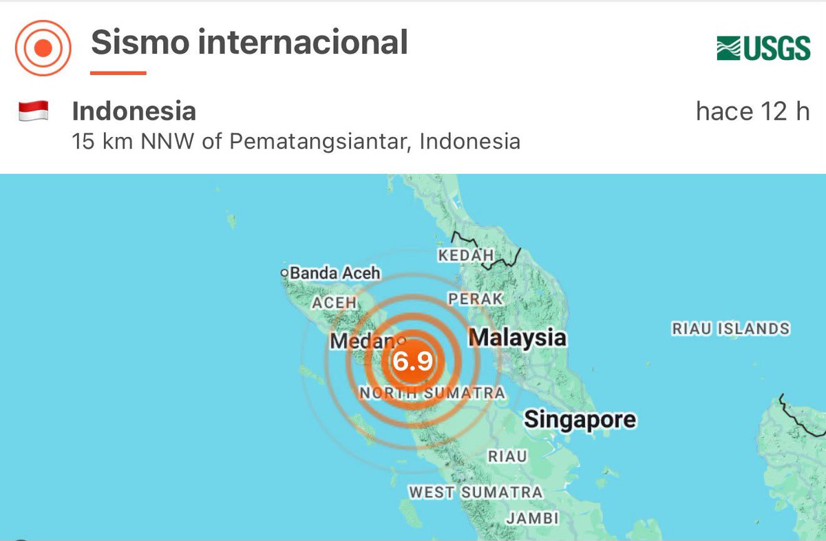 SkyAlertMx's tweet photo. 🇮🇩 El terremoto de 7.7 no fue el último movimiento en Indonesia. La actividad sísmica continúa y puedes seguirla desde SkyAlert. 🌎📲

En las últimas horas se han registrado nuevos sismos en distintas regiones del país, incluyendo eventos de magnitud 6.9, 5.7, 5.2 y 5.0 como muestran los registros del USGS disponibles en nuestra app.

¿Quieres saber dónde está temblando en el mundo sin tener que esperar a verlo en redes?

🌎 Con un plan Premium puedes consultar desde la app SkyAlert la actividad sísmica internacional y mantenerte informado en tiempo real.

Si además deseas proteger a tus seres queridos que radican en México, Premium Familiar te permite extender la protección a 4 personas, con alertas personalizadas según la ubicación de cada una en tiempo real. 📍

Así, cada integrante puede saber cuánto tiempo tiene para actuar y qué tan fuerte se espera el movimiento donde se encuentra, todo esto pagando sólo la mitad por persona VS contratar las suscripciones individualmente.

Estar informado sobre lo que ocurre en el mundo es valioso.
Pero tener información útil para actuar cuando ocurre cerca de ti puede hacer la diferencia. 🧡

👉 Conoce SkyAlert Premium Familiar y protege a quienes más quieres: https://t.co/NOQWtwHFAA

🇲🇽 Nota: Las alertas sísmicas de SkyAlert, actualmente tienen cobertura únicamente en México. La consulta de actividad sísmica internacional es una función informativa y está disponible para usuarios de todo el mundo.

#SkyAlert #Indonesia #SismoIndonesia #Terremoto #Sismos #AlertaSísmica #ProtecciónCivil