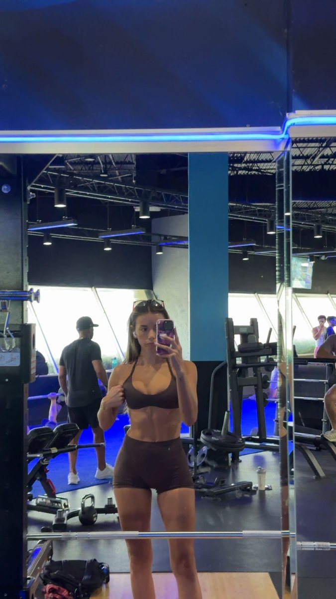 pumpyyalt's tweet photo. Celebrating Sadie Sunday a lil early just cause she’s so fucking perfect 😍🤤 https://t.co/YHozC6xvpe