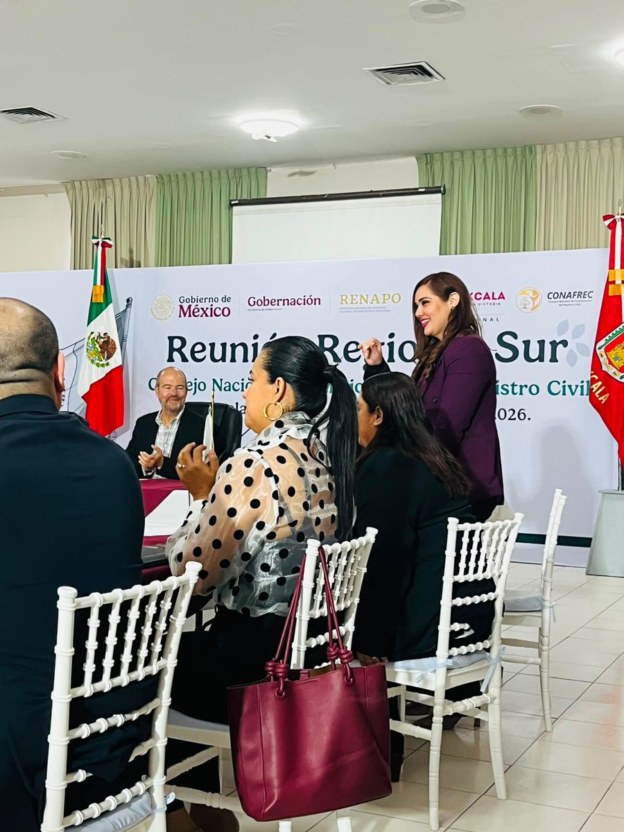 RCivilPuebla's tweet photo. 🤝 La Dirección General del Registro del Estado Civil de las Personas participó en la Reunión Regional Sur 2026 del #CONAFREC, donde se compartieron avances y estrategias para fortalecer los servicios registrales.
💻 Con coordinación e innovación, seguimos trabajando para garantizar el derecho a la identidad y una atención más eficiente para las y los poblanos. 🪪✨
@Gob_Puebla 
#PorAmorAPuebla