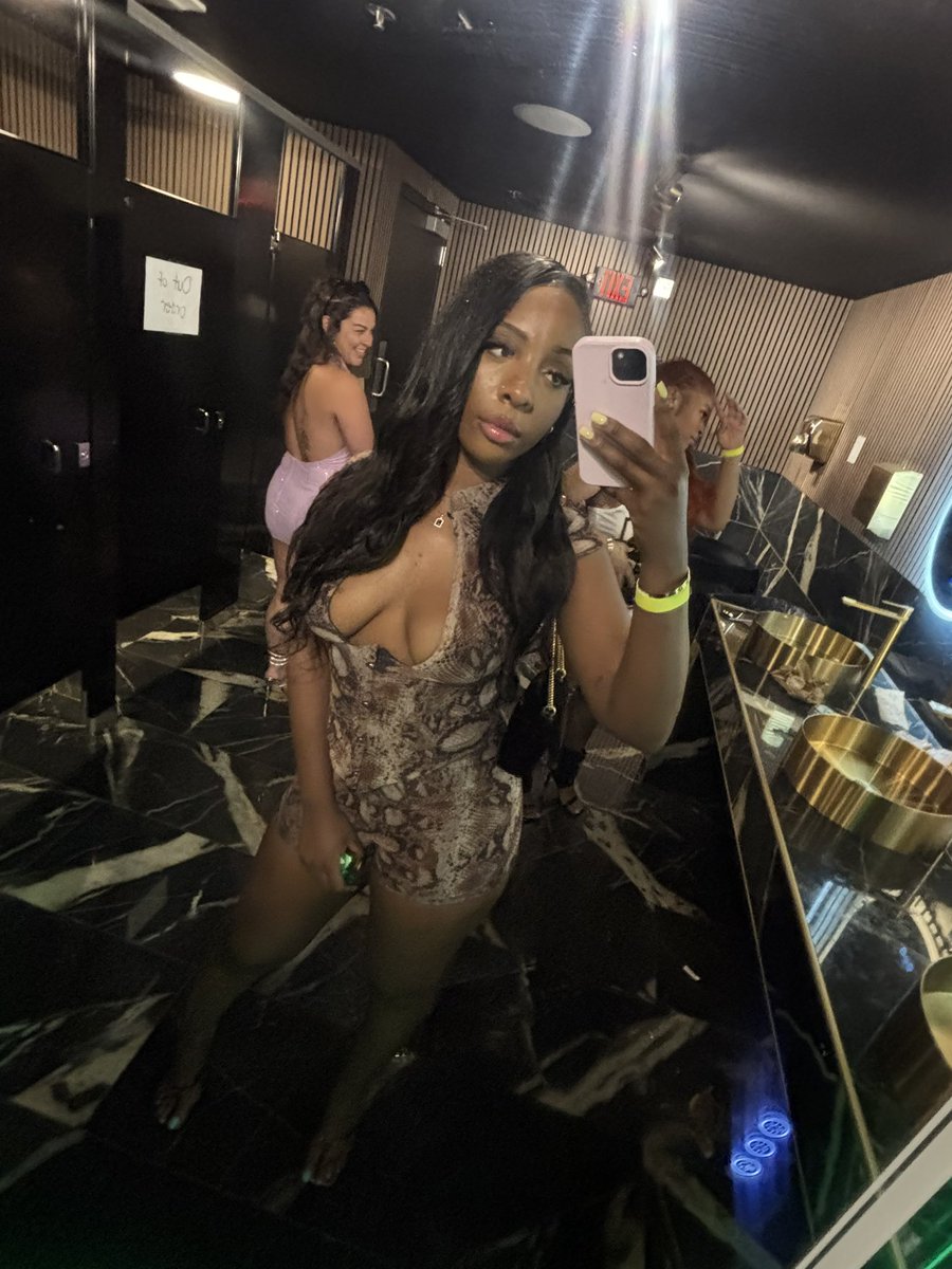 missad0ll's tweet photo. 💋 https://t.co/HPy7Wqgq0t