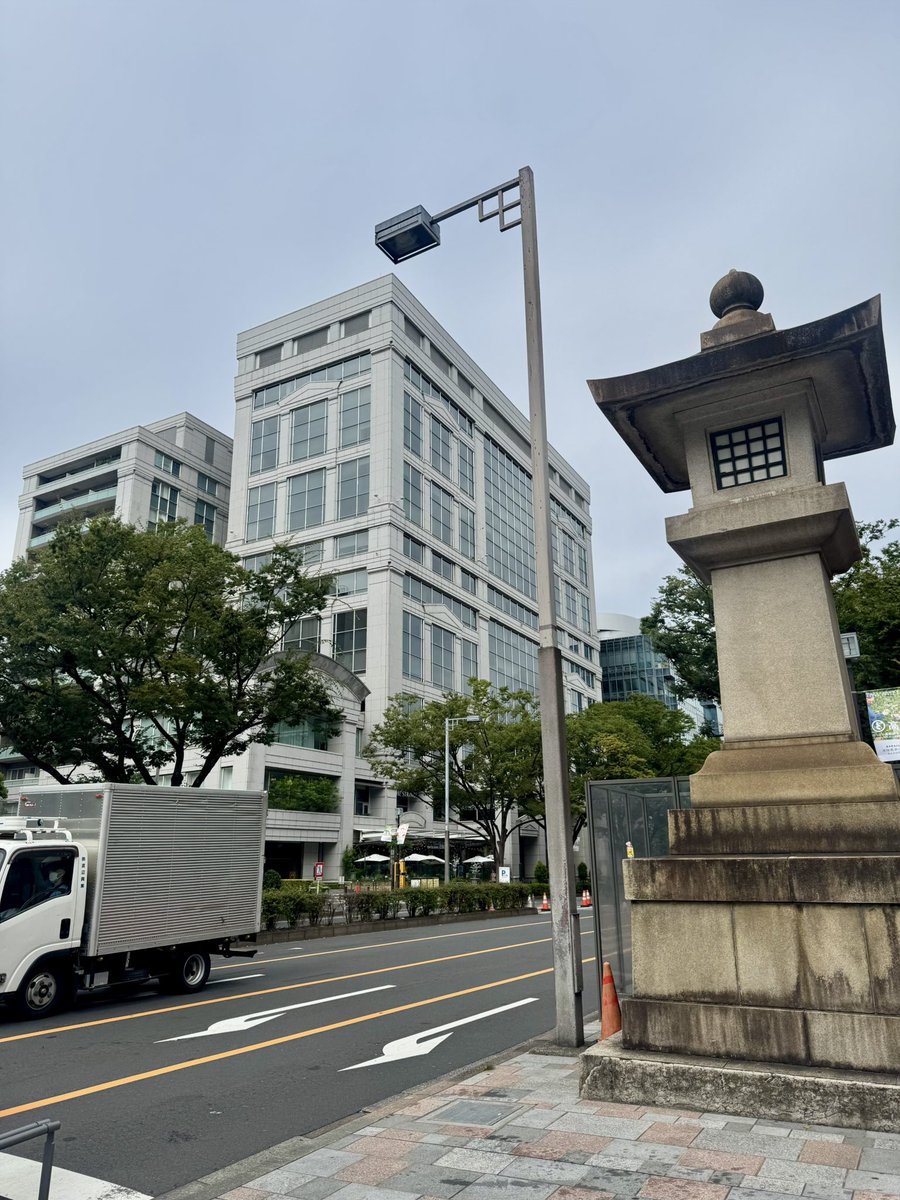 shichizen's tweet photo. お盆休み、超表参道で仕事。 https://t.co/2WH1OPhpPi