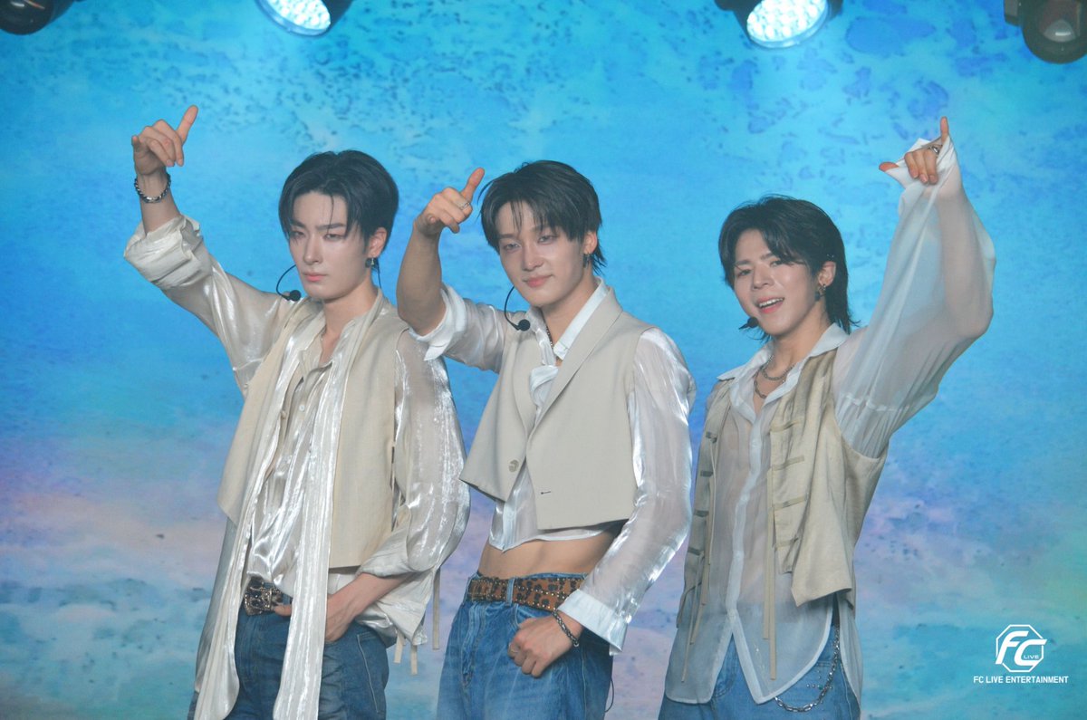 FCLIVE_official's tweet photo. Big Ocean JAPAN SPECIAL LIVE 2026
BIG OCEAN

／
🗣️本日イベント最終日‼️
＼

🗓️8月16日(日) 14:00-/18:00-
📍東京 iBIG HALL
🎫一般チケット当日券販売ございます

#ビッグオーシャン の東京公演もついに本日がラストステージです🤟
手話×K-POPで届ける新しいライブ体験を、ぜひこの機会にお見逃し無く✨️

イベント詳細はこちら
🔗 https://t.co/h1cU3eqy7s

#BigOcean #빅오션
@Big_O_cean