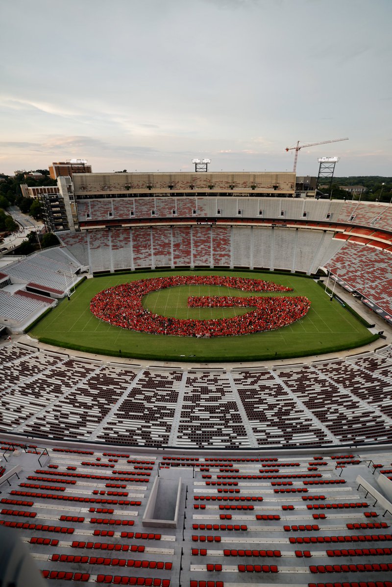 universityofga's tweet photo. Class of 2030, we’ve been waiting for you! ❤️🖤 @ugaalumniassoc https://t.co/3s6ude3RSQ