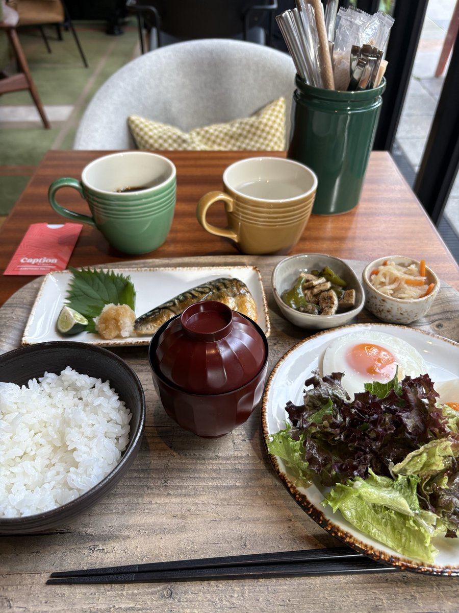 FP24800817's tweet photo. いよいよ全国通訳案内士試験本番。
昨日やった歴史の最後の模擬テストは82点だったし、英語は(何度も解いたものだけど)満点だった。
あとは気持ち落ち着けて、この1年間を信じてやればいいだけ。
行ってきます。 https://t.co/X5OdDQWiI4
