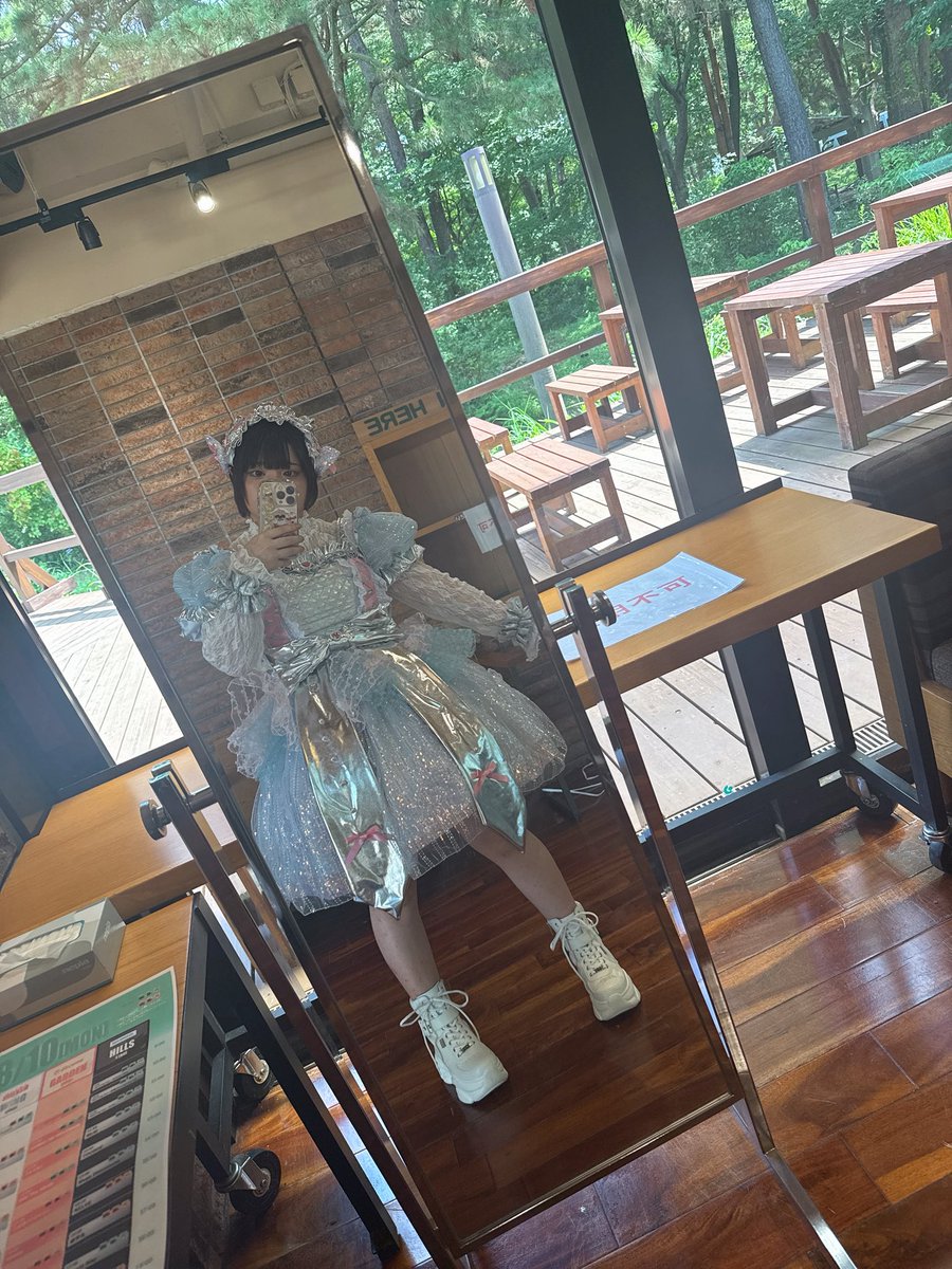 nemoto_nagi's tweet photo. 新衣装チェキ、
17日までの販売です！
購入はこちらから！
https://t.co/4y8bbL6743 https://t.co/9eKBQarVK3