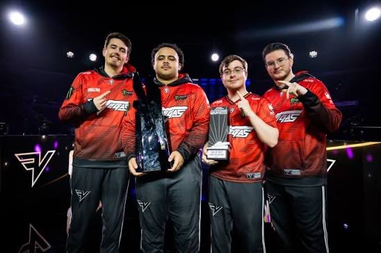 FazeO5_'s tweet photo. @LogicalVIK @Rebel_ https://t.co/mCoF5hCjLf
