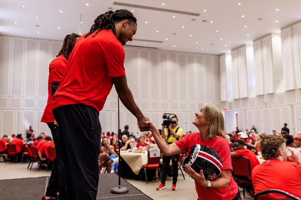 TerpsADJimSmith's tweet photo. Today’s @TerrapinClub Crab Feast was a great start to the @TerpsFootball season! It was wonderful to see so many familiar faces. Thank you to our Terps for coming out to meet and greet our incredible supporters! I can’t wait for Sept. 5! #GoTerps 🐢🏈🦀 https://t.co/9t9J4fFdZf