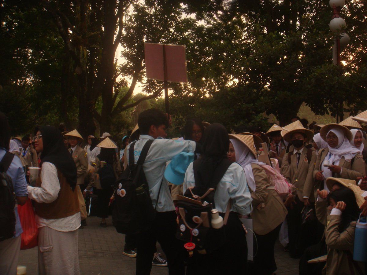 studieshii's tweet photo. terima kasih PIONIR 2026. Terima kasih gamada hebattkuu soepardjo 3 atas cinta yang diberikan. Aku bersyukur banget bisa bertemu sobat soergaaa💗 https://t.co/wqehULZRiU