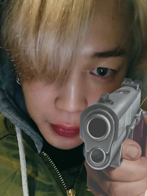 bngtangs's tweet photo. @bangtantaee__ QUE HA PASADO estoy lista para pelear https://t.co/HLMGe2VCDO