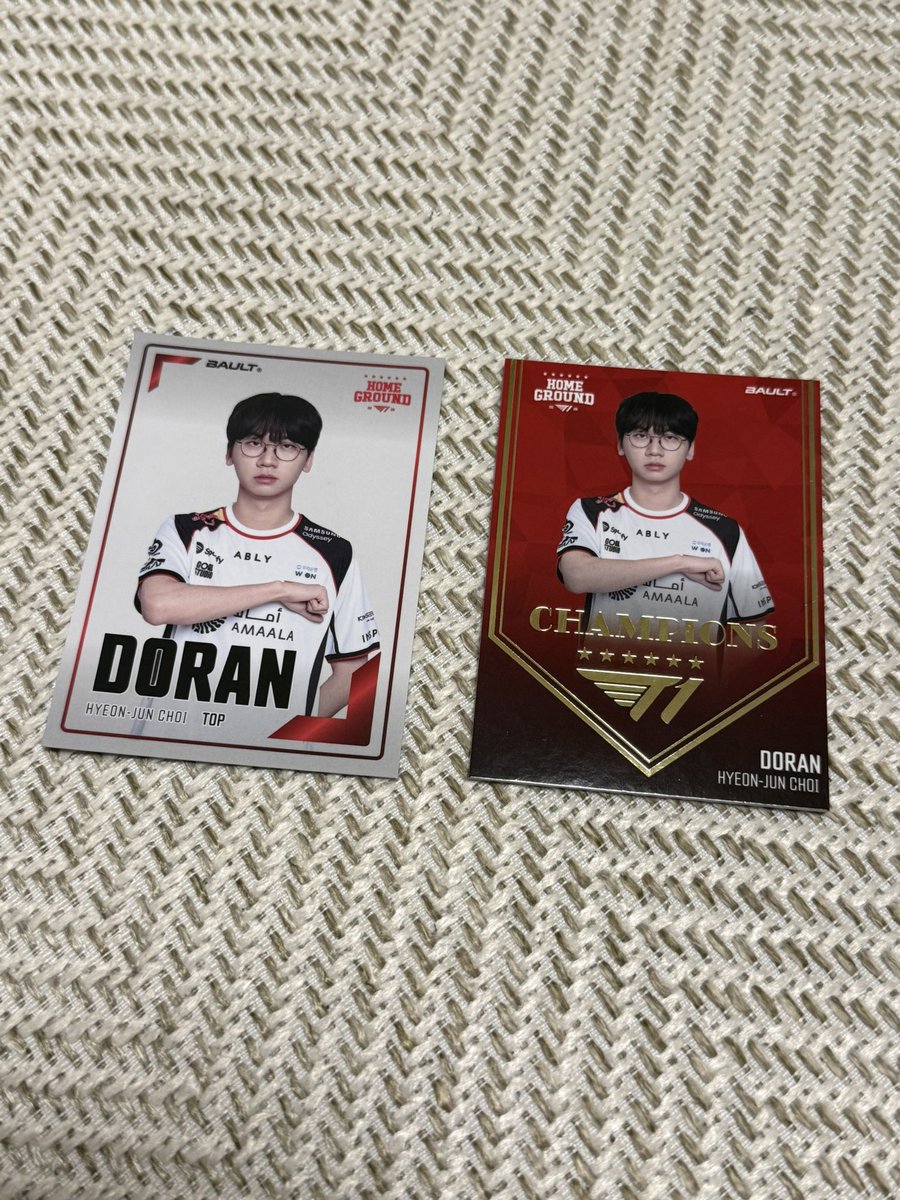 driwoom's tweet photo. T1 트레이딩카드 교환구합니다

저: 도란
님: 페이커

같은 종류로 교환구합니다
편하게연락주세요! 현장교환 바로 가능합니다 https://t.co/mPYm74pvqg