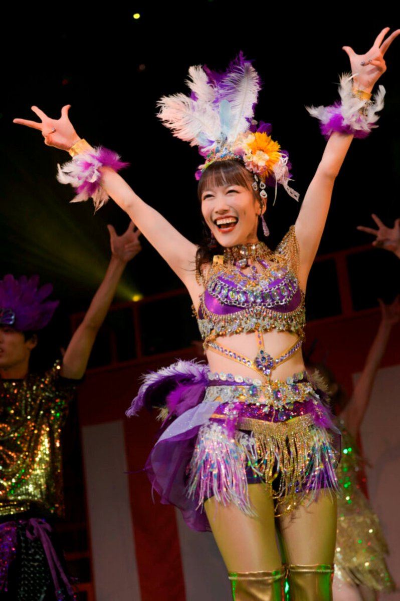 bluefox072's tweet photo. 元々、マラソン🏃♀️などで…
体力あるなと、思っていたけれど…
ももクロ🍑の、上球、マホロバを…
一人で、歌い上げ…
笑顔☺️で、踊り続ける姿は…
見てて、感動すら覚えたよ…
れにちゃん💜
#しがない奇人
#れにちゃん
#33SAMBA
#ボンボンDANCE
#ポエム💜 https://t.co/DOGNQFMw9O