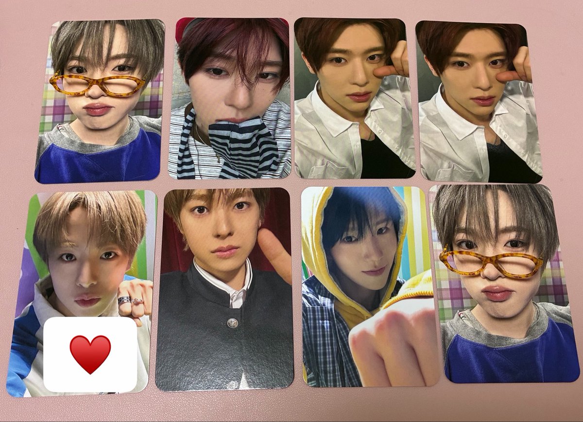 JHK23N's tweet photo. @omochimitaida 検索から失礼します。
こちらの♥️のついたもの同士の交換可能でしょうか？ https://t.co/dM2R4T8iz8
