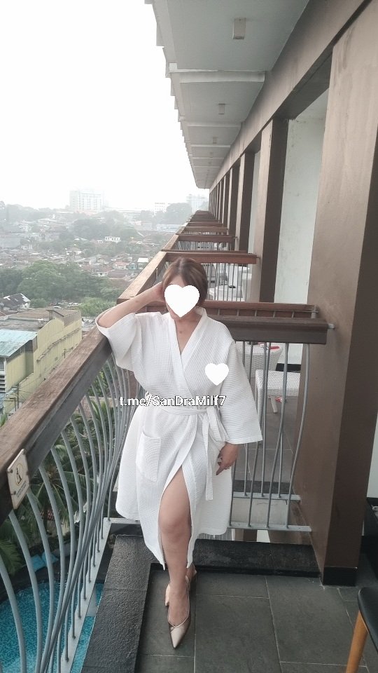 Sandrahoneyly's tweet photo. Sayang" Akkooh,MilfLovers

Hello #Jakarta https://t.co/uLXr45LWI9