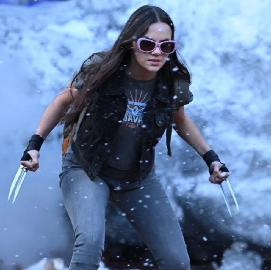 cyclopsnews's tweet photo. Dafne Keen on Kit Connor being cast as Cyclops:

“I think he's perfect — Kit is such a brilliant, funny, talented, charismatic young man, and he’s just perfect. Yeah, I have nothing but wonderful things to say about him. He’s such a sweet boy, and he’s so incredibly talented. We worked together for years without knowing each other. He was just playing the voice of my soul, which is kind of crazy. We’ve never met him playing my soul...I think he’s gonna kill it. It's gonna break.”

(via: https://t.co/wZGguPFvXd)