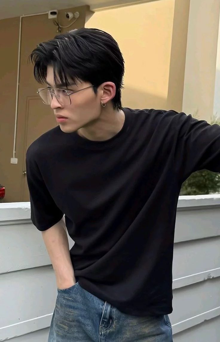 snowbluebu's tweet photo. 185 cm + glasses https://t.co/zdhd6dzBNP