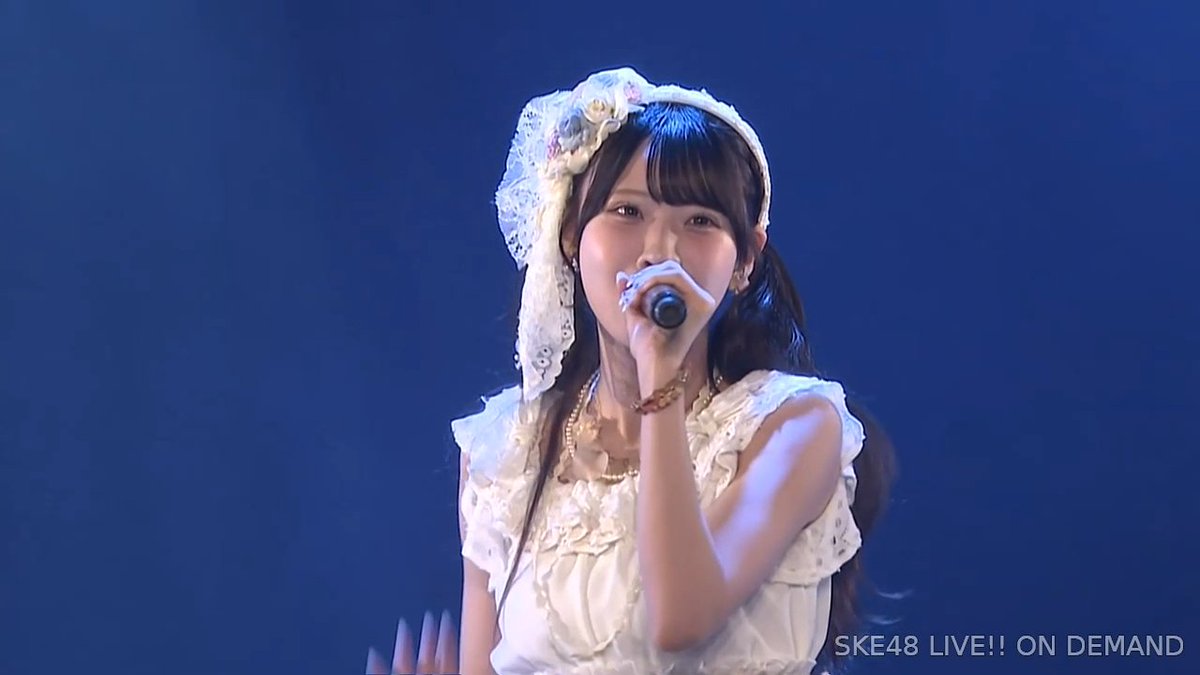 moja0872's tweet photo. 8/15(土)「#RESET」公演

オレ的今夜のゆうかたんBestShot！②-2
「心の端のソファー」

最近のベストバイを決めよう！ということで、時代の最先端をゆくゆうかたんがチョイスしたのはiPhone6📱

なぜ今iPhone6なのかを客席に向けて熱く語る姿、妙に説得力ありましたよ笑

#浅井裕華 #ゆうかたん https://t.co/jJKfUyDA7Z