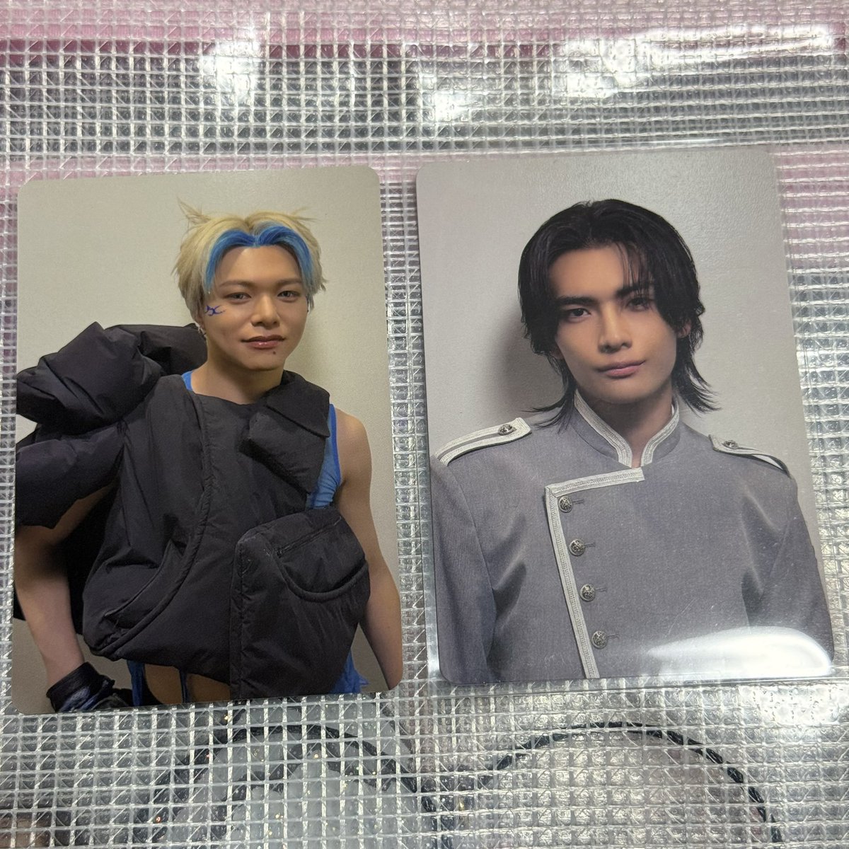 b8fzi's tweet photo. エビライ EBiDAN 両面トレカ ファンクラブブース FC連携 交換 制服 ヒーロー

【譲】☆ユーキ/武藤潤(EBiDAN Style)
　　筒井俊旭/志村玲於(Heroe Style)

【求】☆NAOYA/シューヤ(EBiDAN Style)
　　高桑真之/山本龍人(EBiDAN Style)

本日16日、現地または渋谷手渡し+郵送
☆同士優先 https://t.co/orRSlSC37K